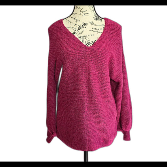 VINCE Camuto berry pink v-neck lantern sleeves Sweater S - Picture 1 of 10